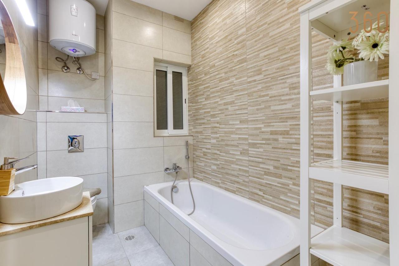 Apartment A Lovely 2br Maisonette With Private Terrace & Bbq By 360 Estates *